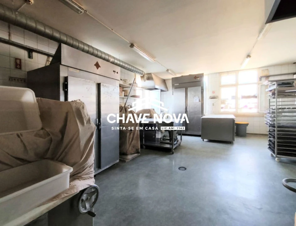 Loja para Trespasse em Argoncilhe Foto 12