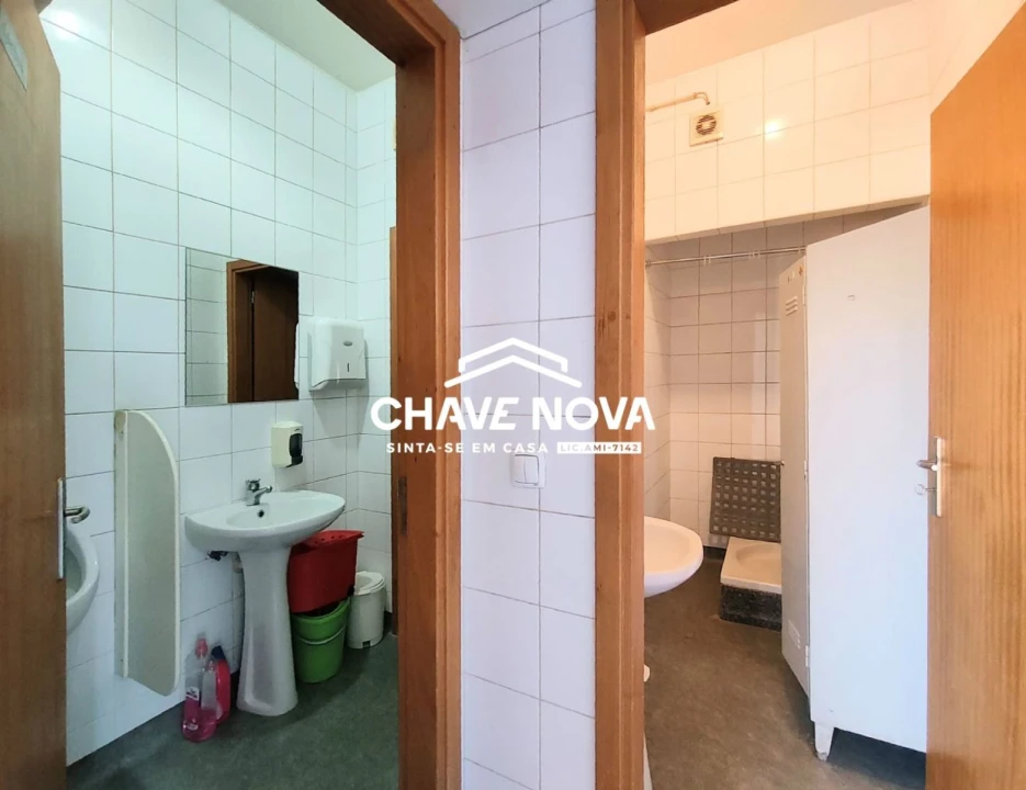 Loja para Trespasse em Argoncilhe Foto 19