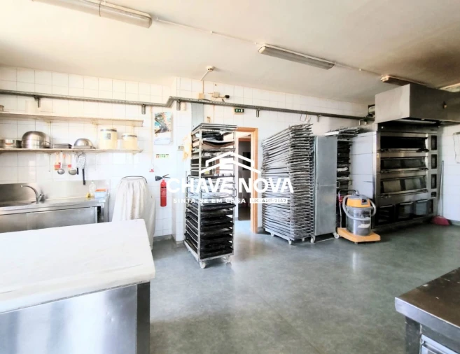 Loja para Trespasse em Argoncilhe Foto 13