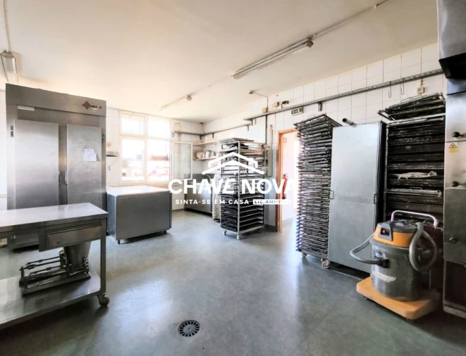 Loja para Trespasse em Argoncilhe Foto 16