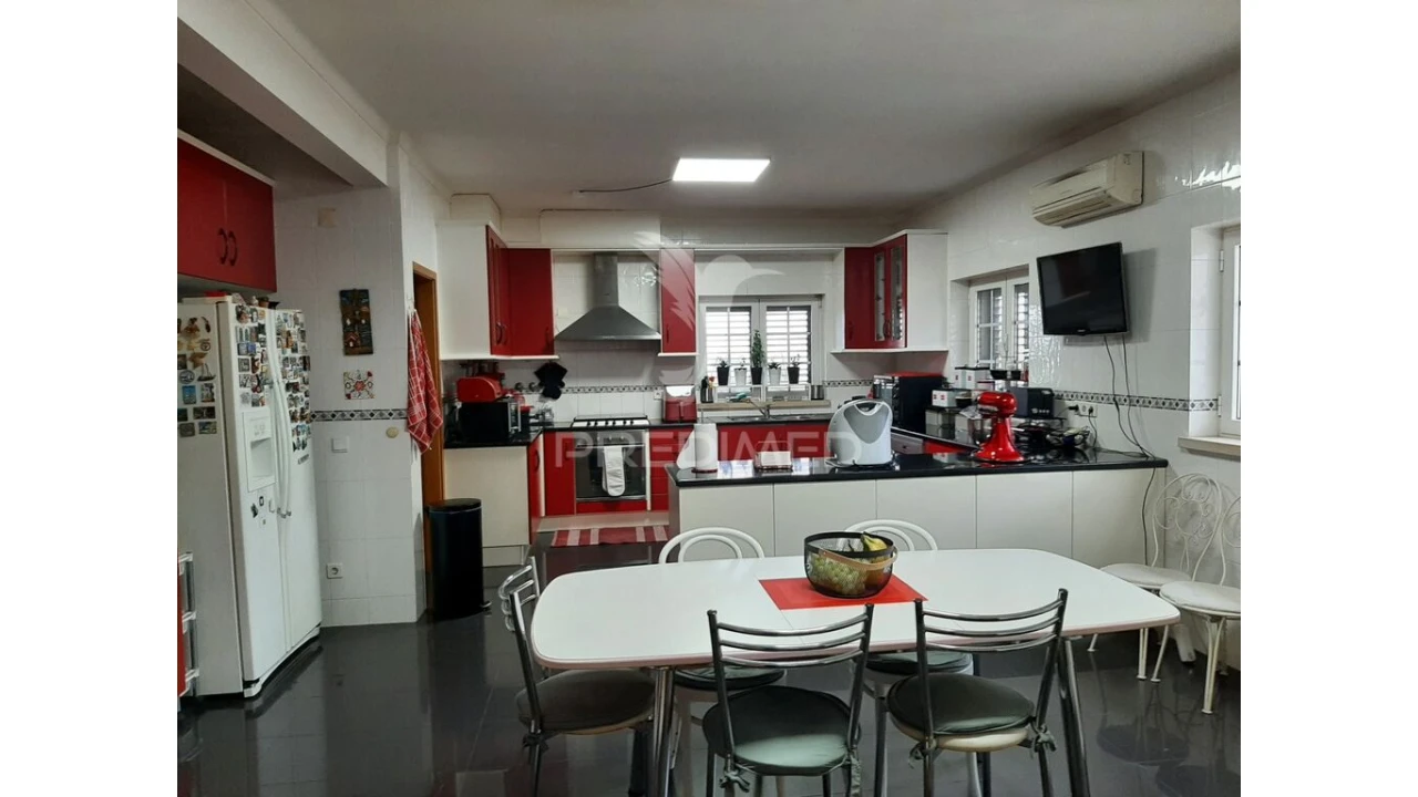 Moradia T5 para Venda em Achete, Azoia de Baixo e Póvoa de Santarém Foto 17