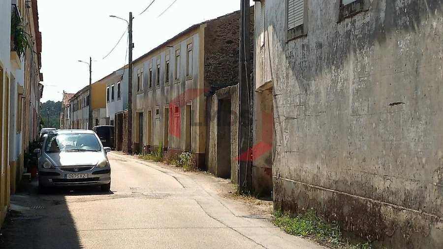 Moradia T1 para Venda em Gandaras Foto 5