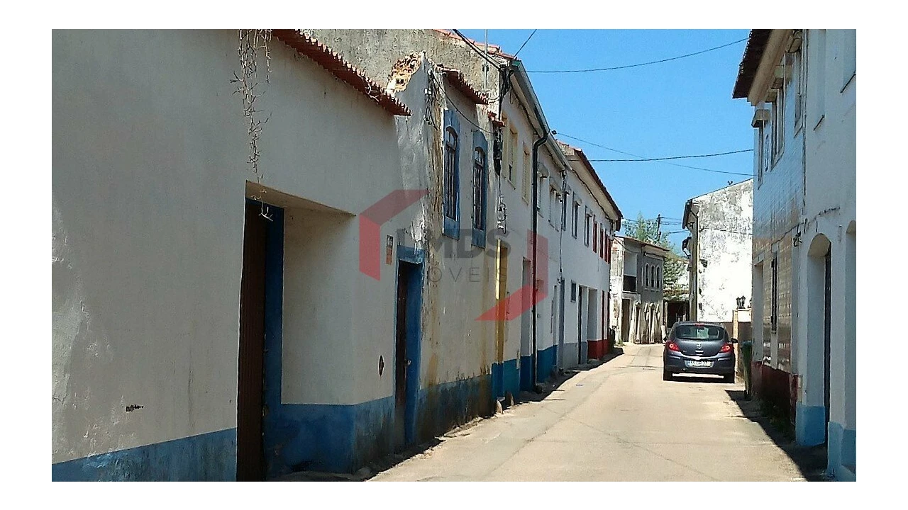 Moradia T1 para Venda em Gandaras Foto 18