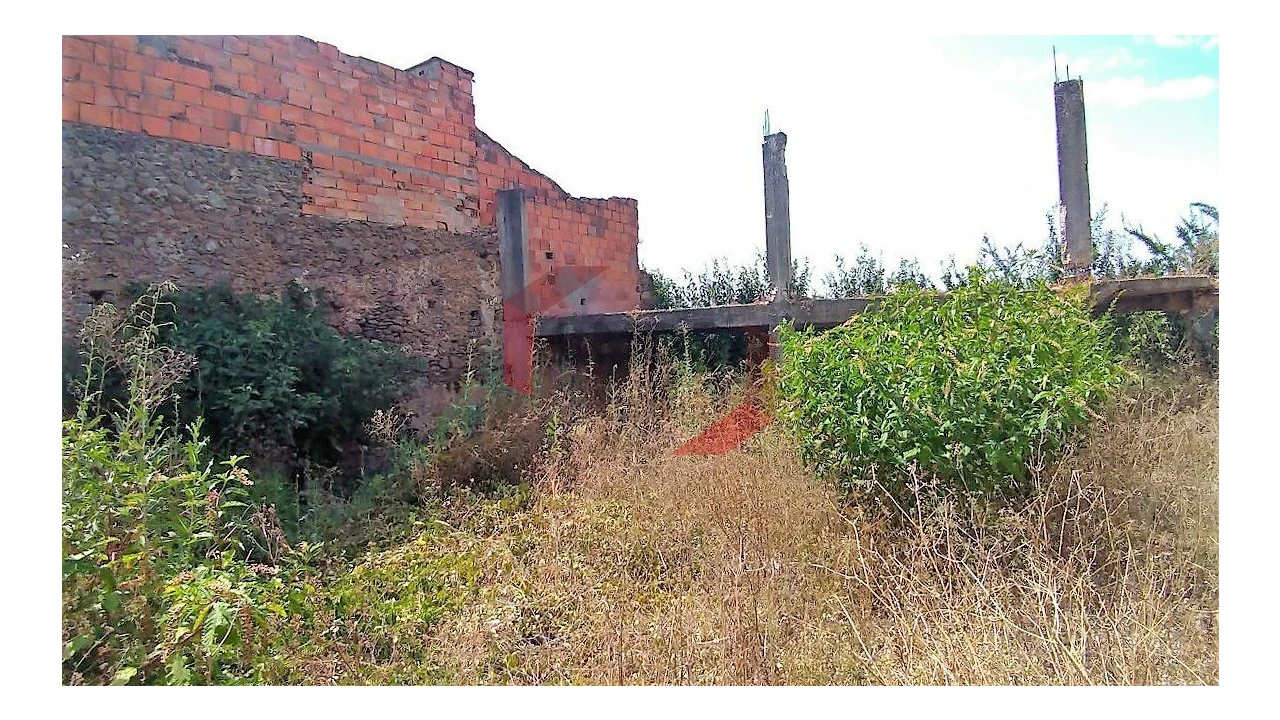 Moradia T1 para Venda em Gandaras Foto 10