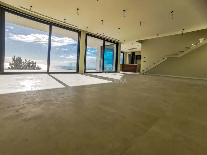 Moradia T4 para Venda em Arco da Calheta Foto 22