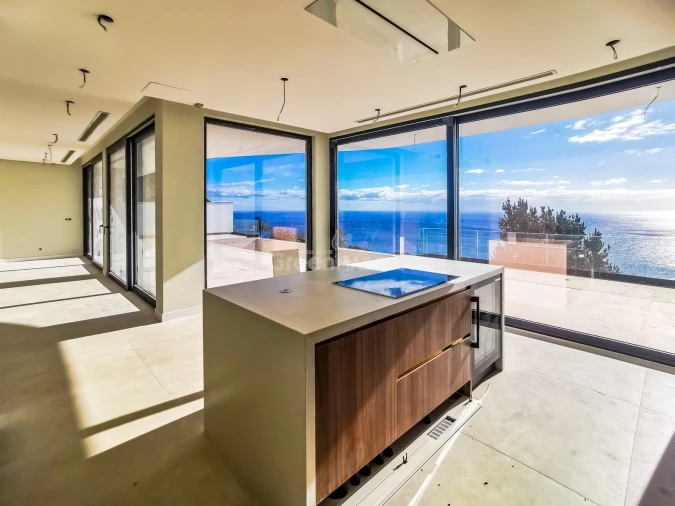 Moradia T4 para Venda em Arco da Calheta Foto 29