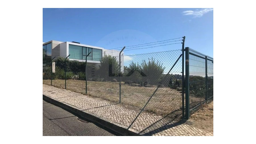 Terreno para Venda em Carnaxide e Queijas Foto 1