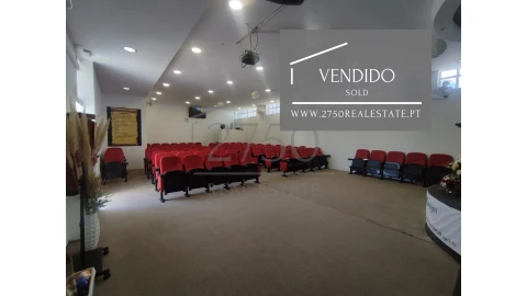 Armazém para Venda em Alcabideche