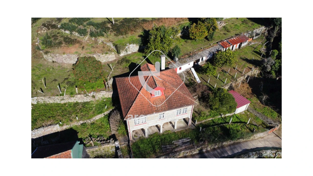 Moradia T5 para Venda em Arcos de Valdevez (São Paio) e Giela Foto 20