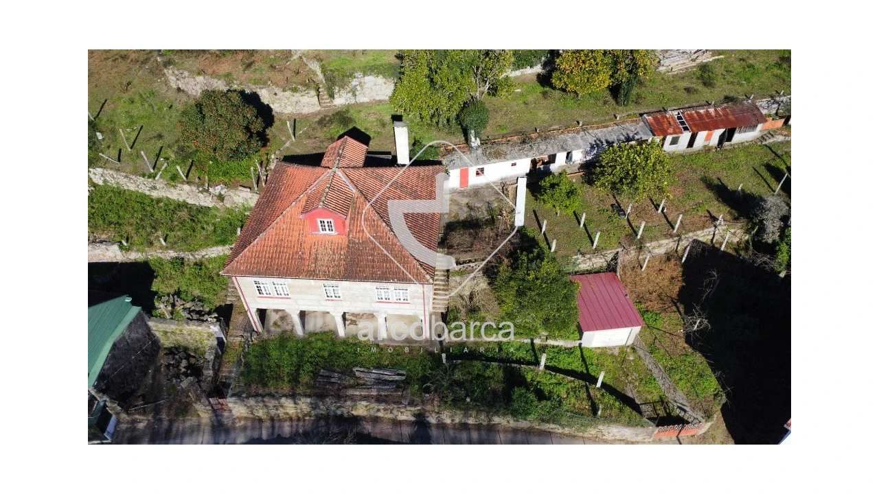 Moradia T5 para Venda em Arcos de Valdevez (São Paio) e Giela Foto 46