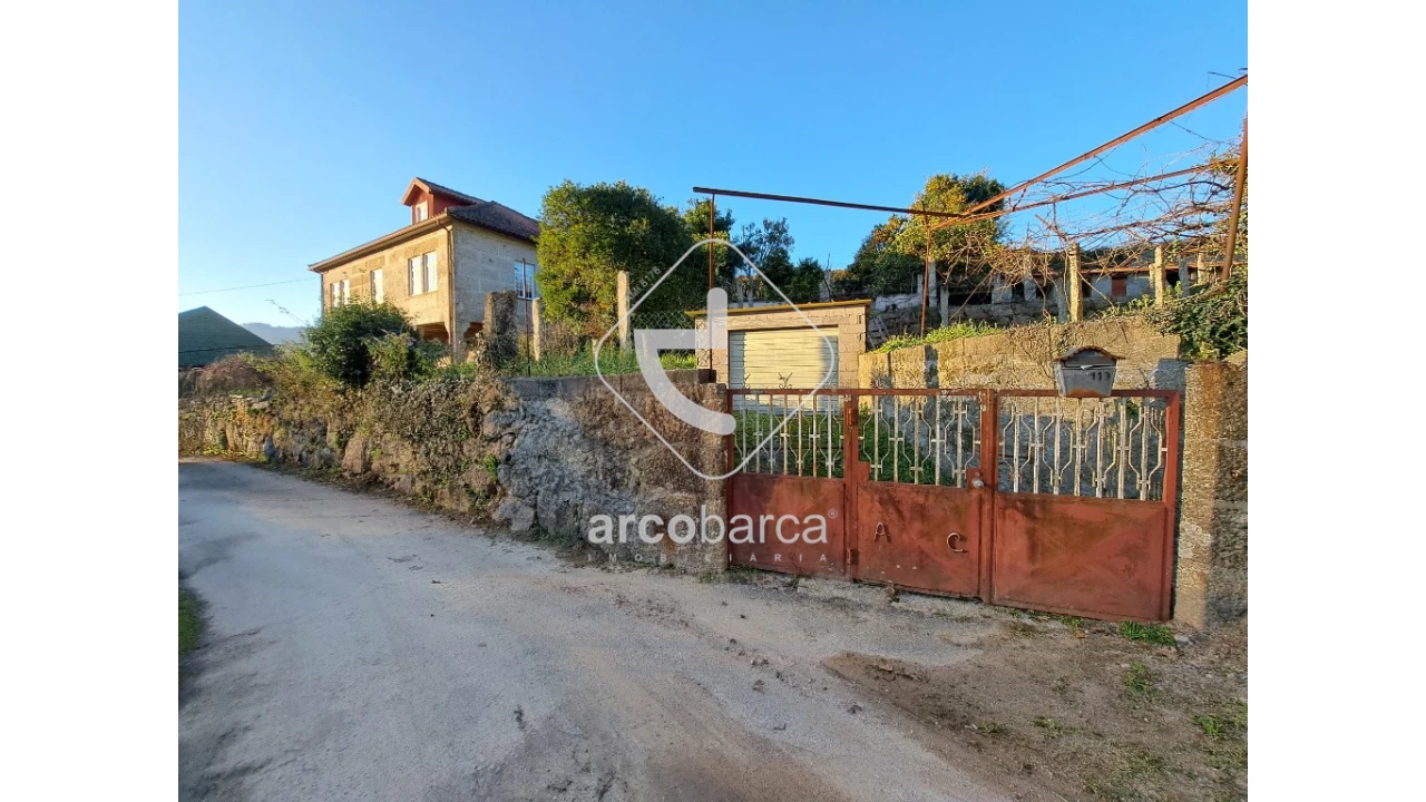 Moradia T5 para Venda em Arcos de Valdevez (São Paio) e Giela Foto 30