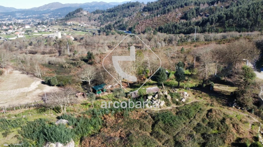 Moradia T5 para Venda em Arcos de Valdevez (São Paio) e Giela Foto 5