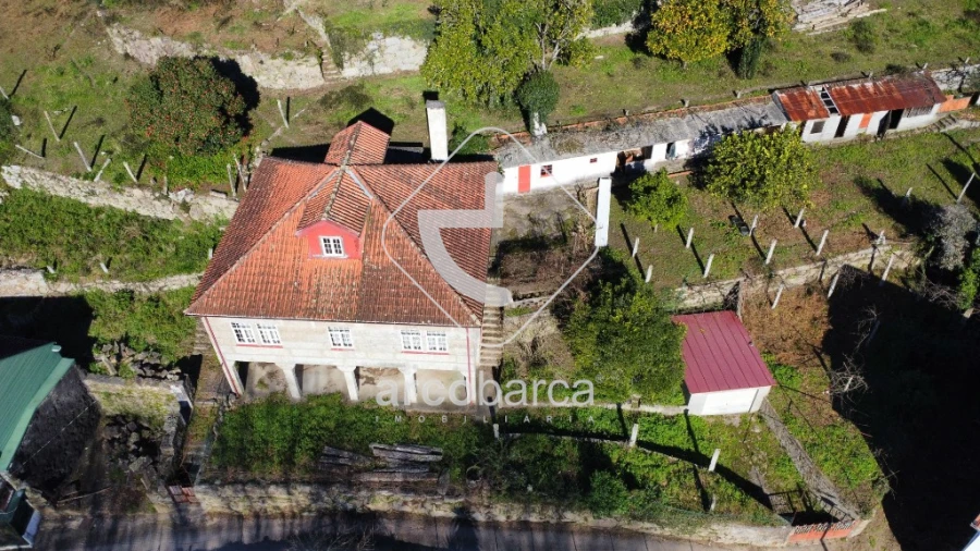 Moradia T5 para Venda em Arcos de Valdevez (São Paio) e Giela Foto 46