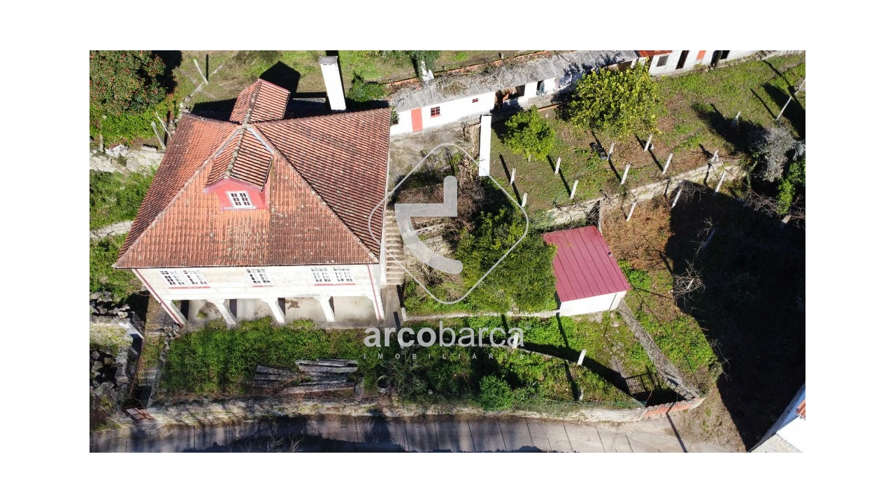 Moradia T5 para Venda em Arcos de Valdevez (São Paio) e Giela Foto 36