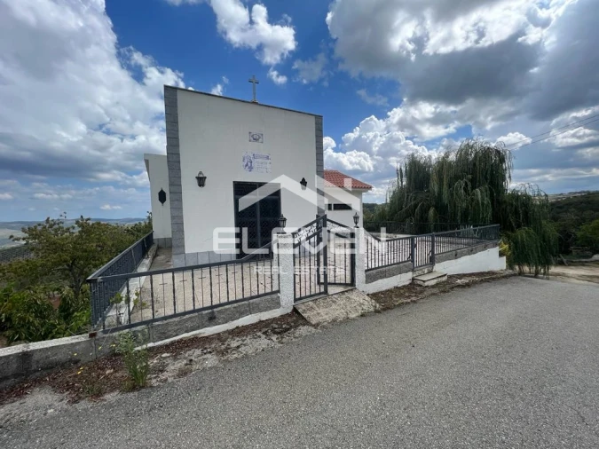 Moradia T5 para Venda em Trevões e Espinhosa Foto 1