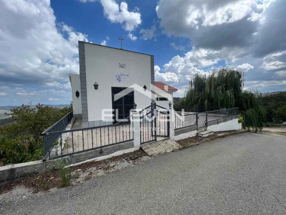 Moradia T5 para Venda em Trevões e Espinhosa Foto 1
