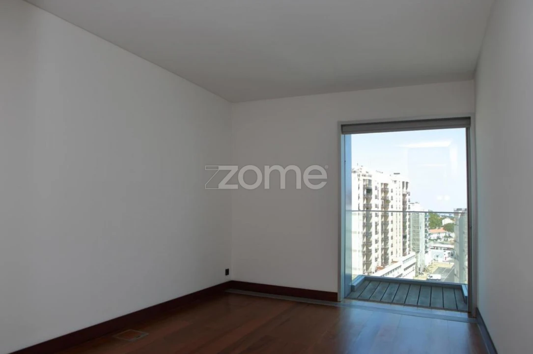Apartamento T4 para Venda em Belém Foto 54