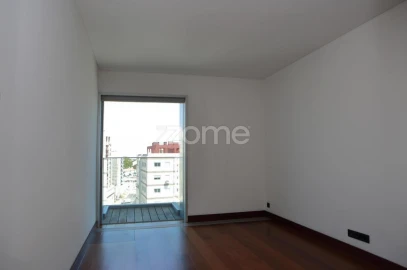 Apartamento T4 para Venda em Belém