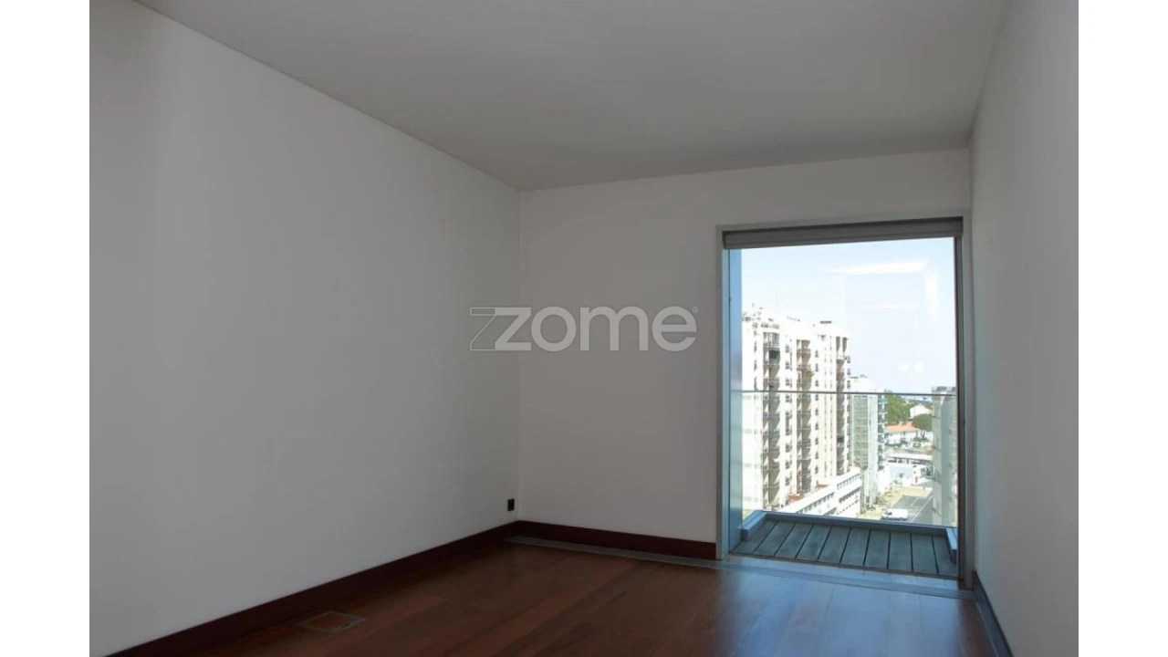 Apartamento T4 para Venda em Belém Foto 54