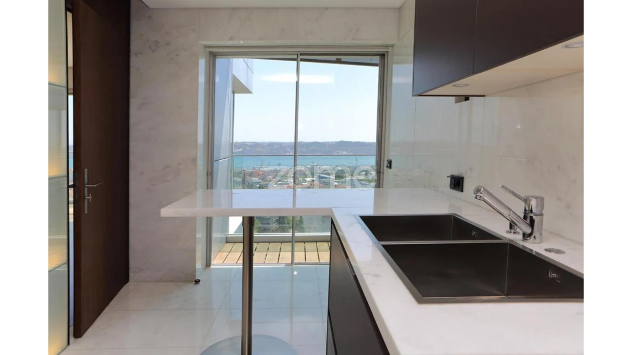 Apartamento T4 para Venda em Belém Foto 24