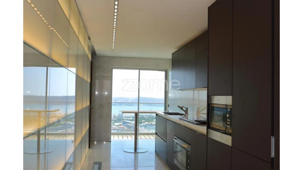Apartamento T4 para Venda em Belém Foto 23