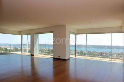 Apartamento T4 para Venda em Belém