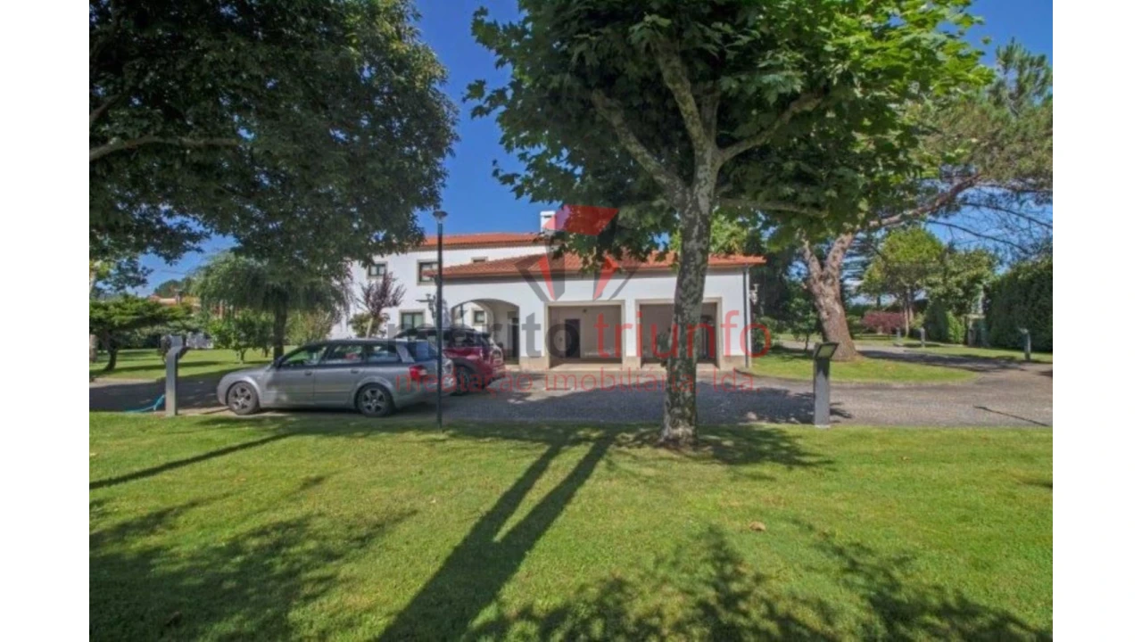 Moradia T5 para Venda em Vila das Aves Foto 5