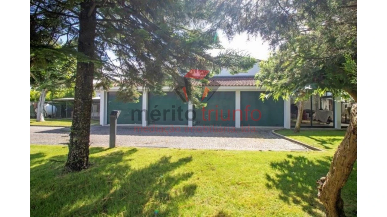 Moradia T5 para Venda em Vila das Aves Foto 6