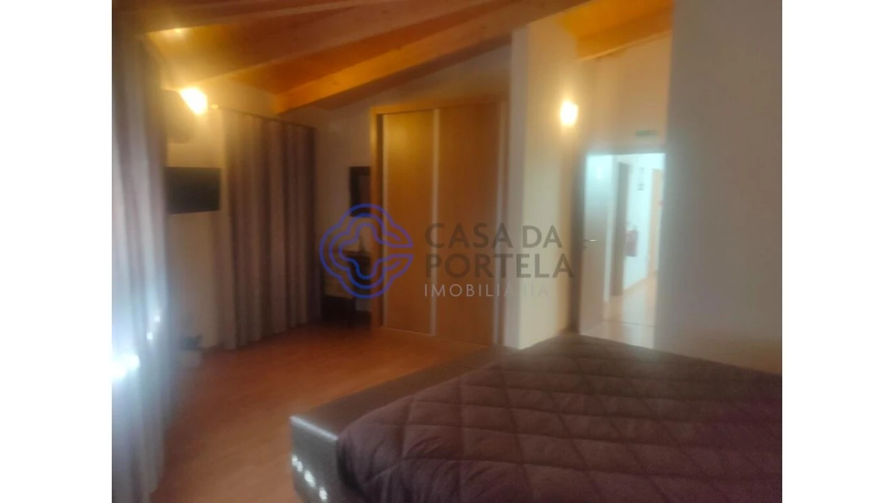 Moradia T5 para Venda em Podence e Santa Combinha Foto 15