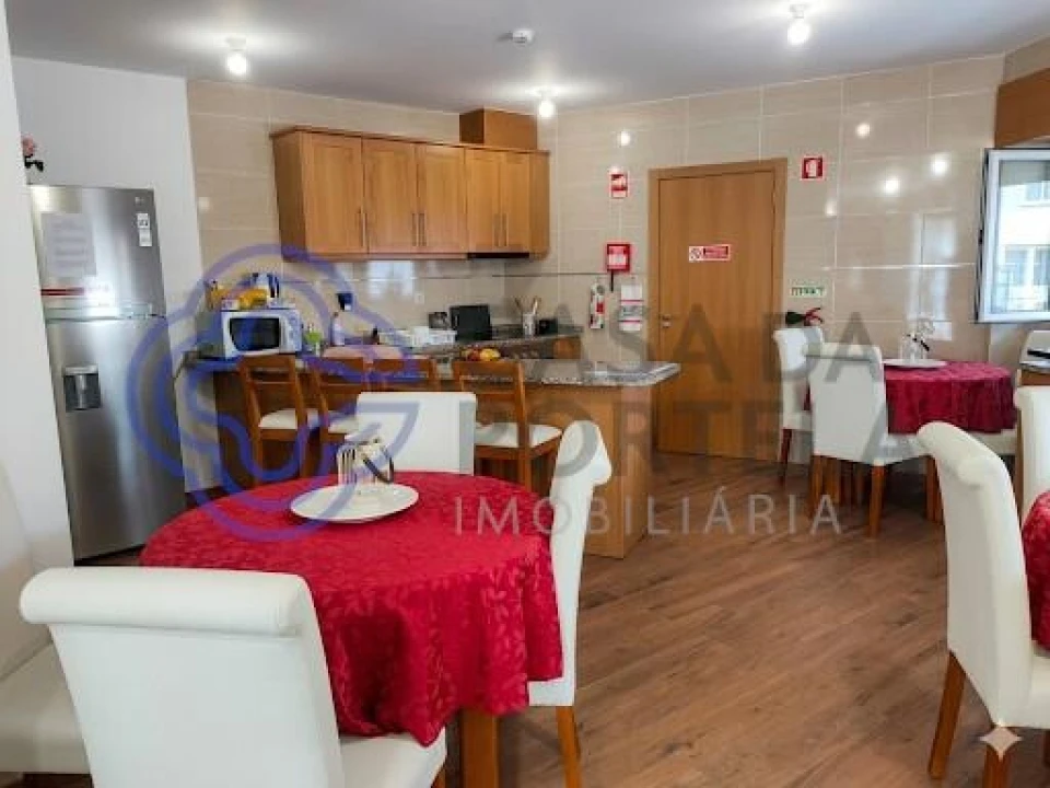 Moradia T5 para Venda em Podence e Santa Combinha Foto 4