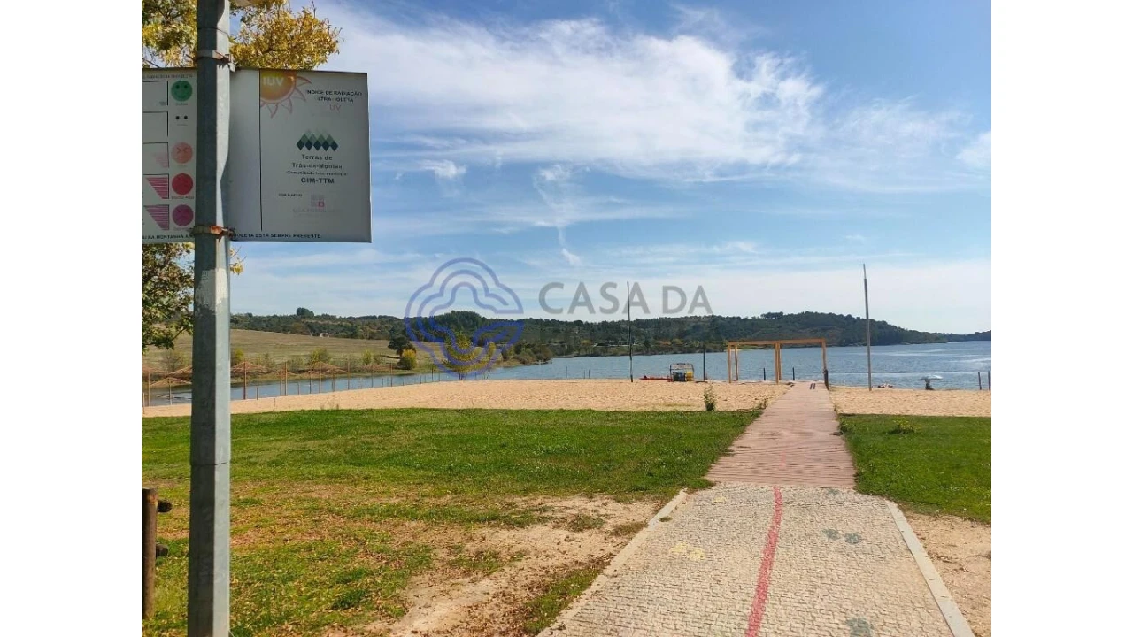 Moradia T5 para Venda em Podence e Santa Combinha Foto 22