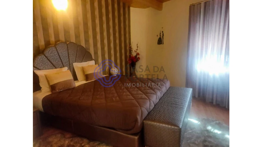 Moradia T5 para Venda em Podence e Santa Combinha Foto 7