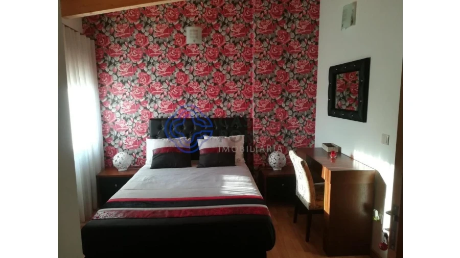 Moradia T5 para Venda em Podence e Santa Combinha Foto 9