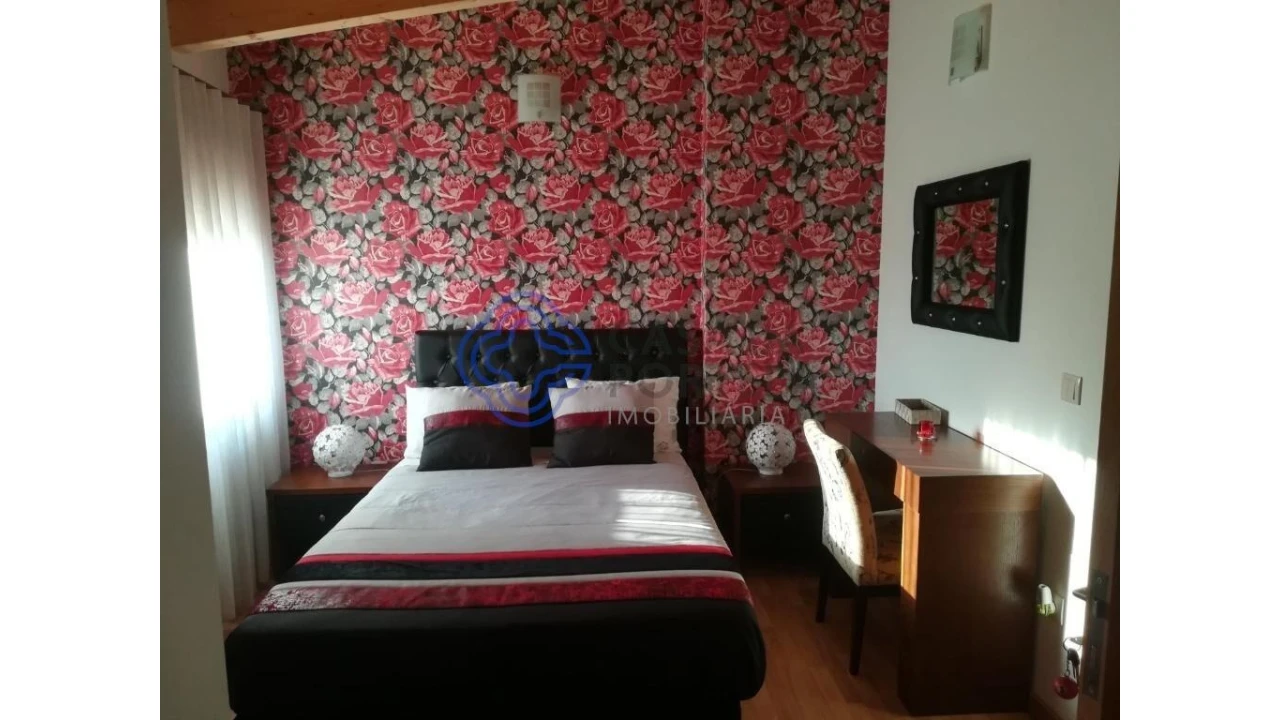 Moradia T5 para Venda em Podence e Santa Combinha Foto 9