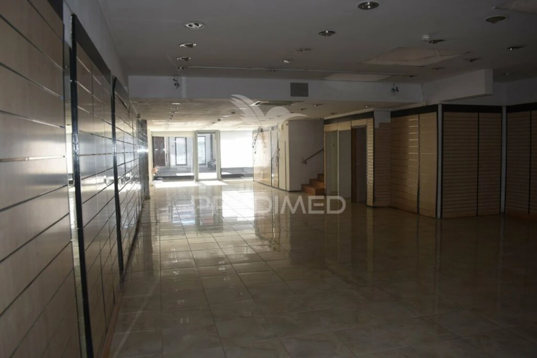 Loja para Arrendamento em Matosinhos e Leça da Palmeira Foto 3