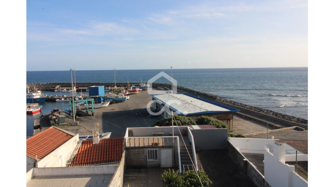 Moradia T3 para Venda em Vila Franca do Campo (São Miguel) Foto 22