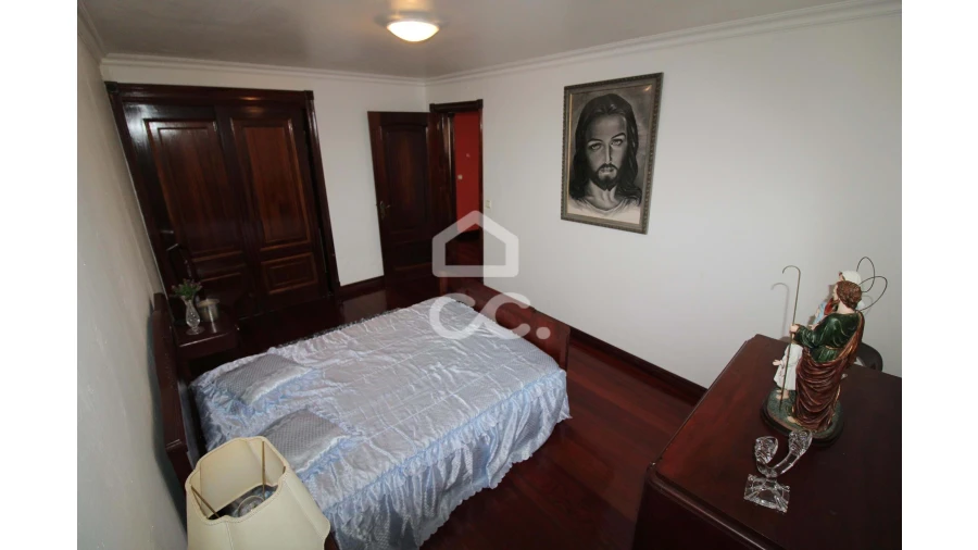 Moradia T3 para Venda em Vila Franca do Campo (São Miguel) Foto 13