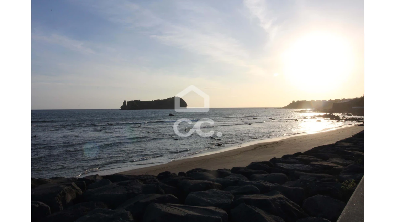 Moradia T3 para Venda em Vila Franca do Campo (São Miguel) Foto 24