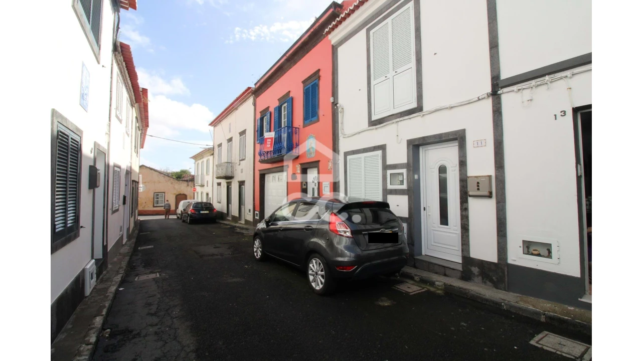 Moradia T3 para Venda em Vila Franca do Campo (São Miguel) Foto 4