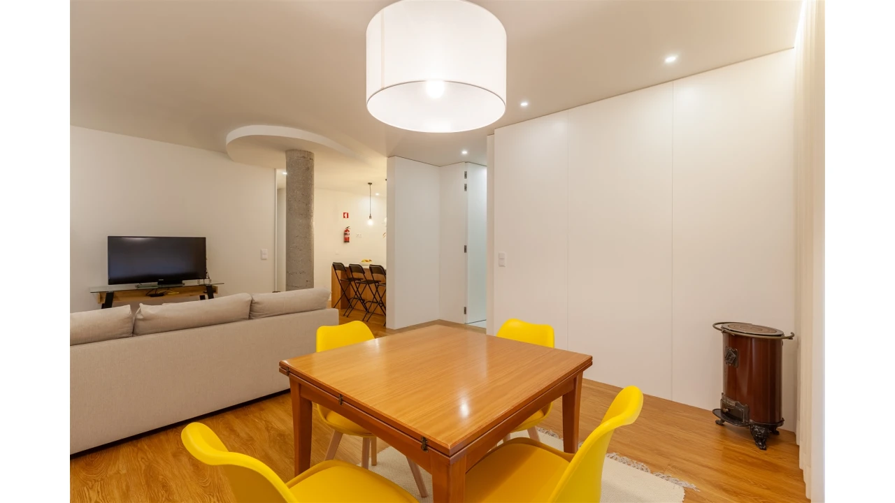 Apartamento T1 para Arrendamento férias em Braga (Maximinos, Sé e Cividade) Foto 13