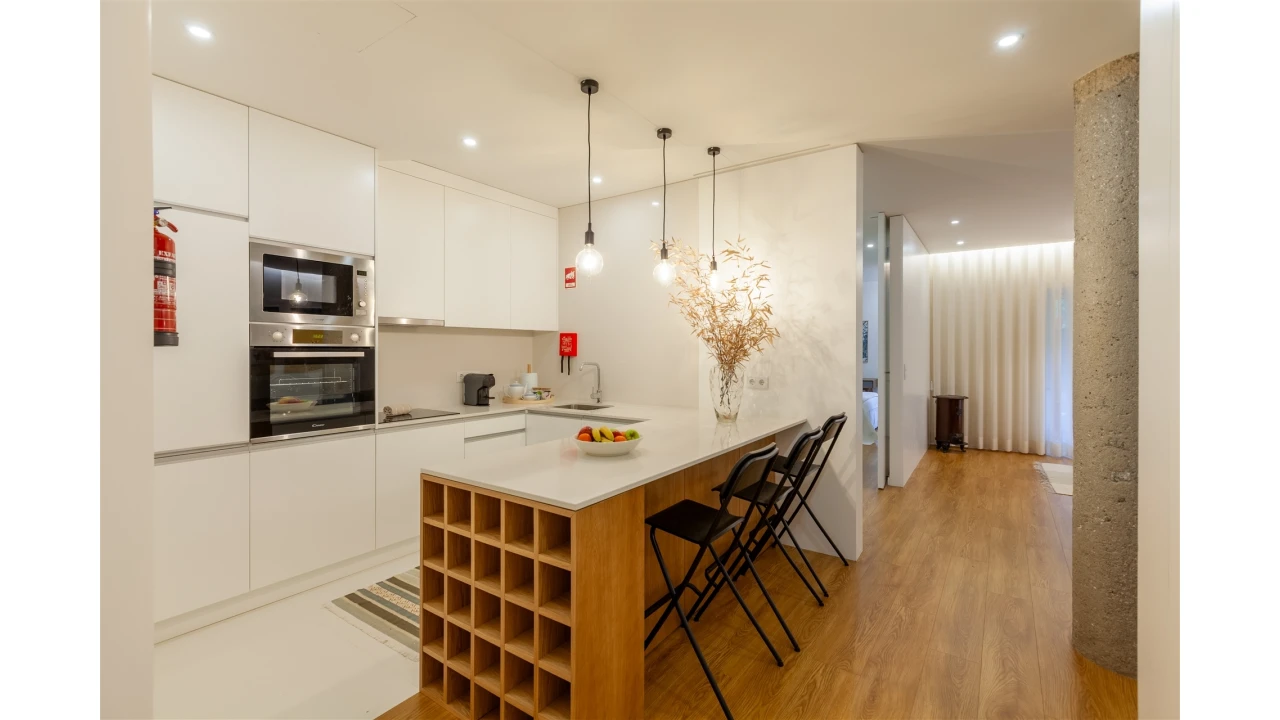 Apartamento T1 para Arrendamento férias em Braga (Maximinos, Sé e Cividade) Foto 5