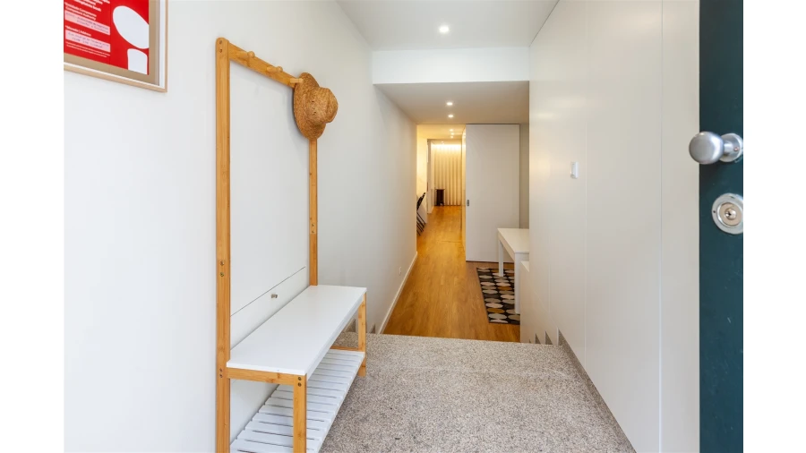 Apartamento T1 para Arrendamento férias em Braga (Maximinos, Sé e Cividade) Foto 7