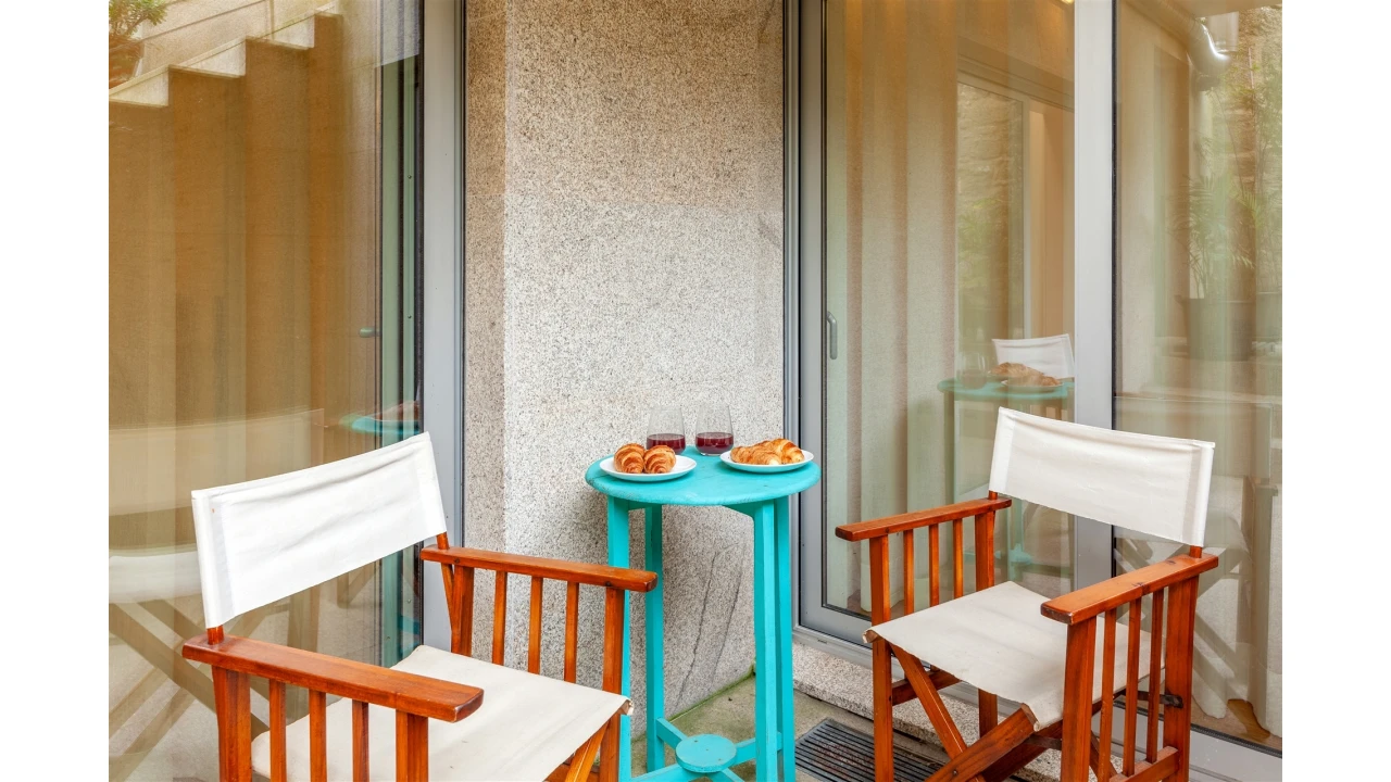 Apartamento T1 para Arrendamento férias em Braga (Maximinos, Sé e Cividade) Foto 12