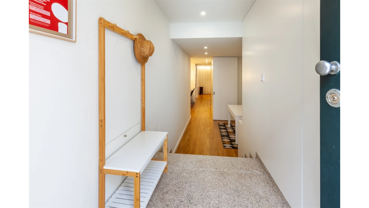 Apartamento T1 para Arrendamento férias em Braga (Maximinos, Sé e Cividade) Foto 7