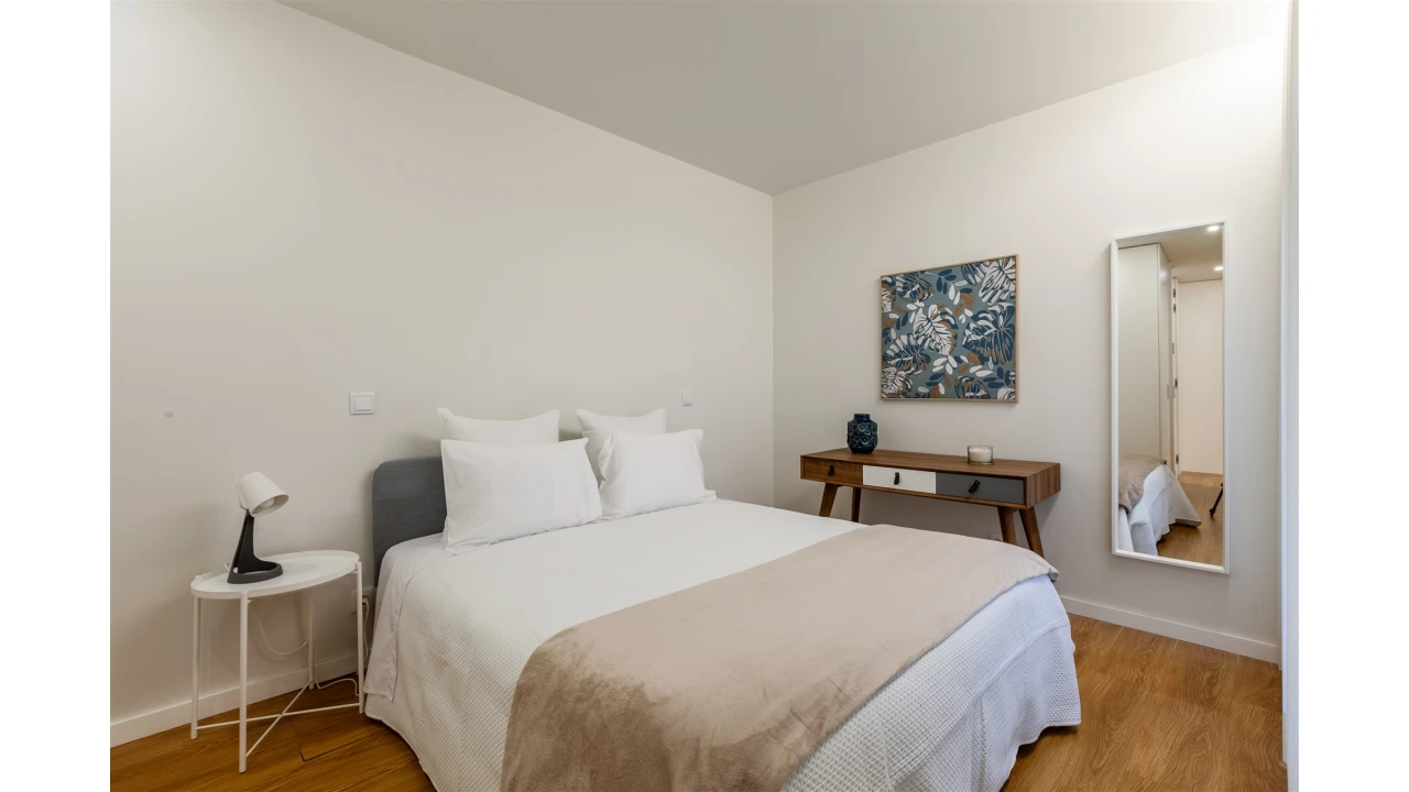 Apartamento T1 para Arrendamento férias em Braga (Maximinos, Sé e Cividade) Foto 2