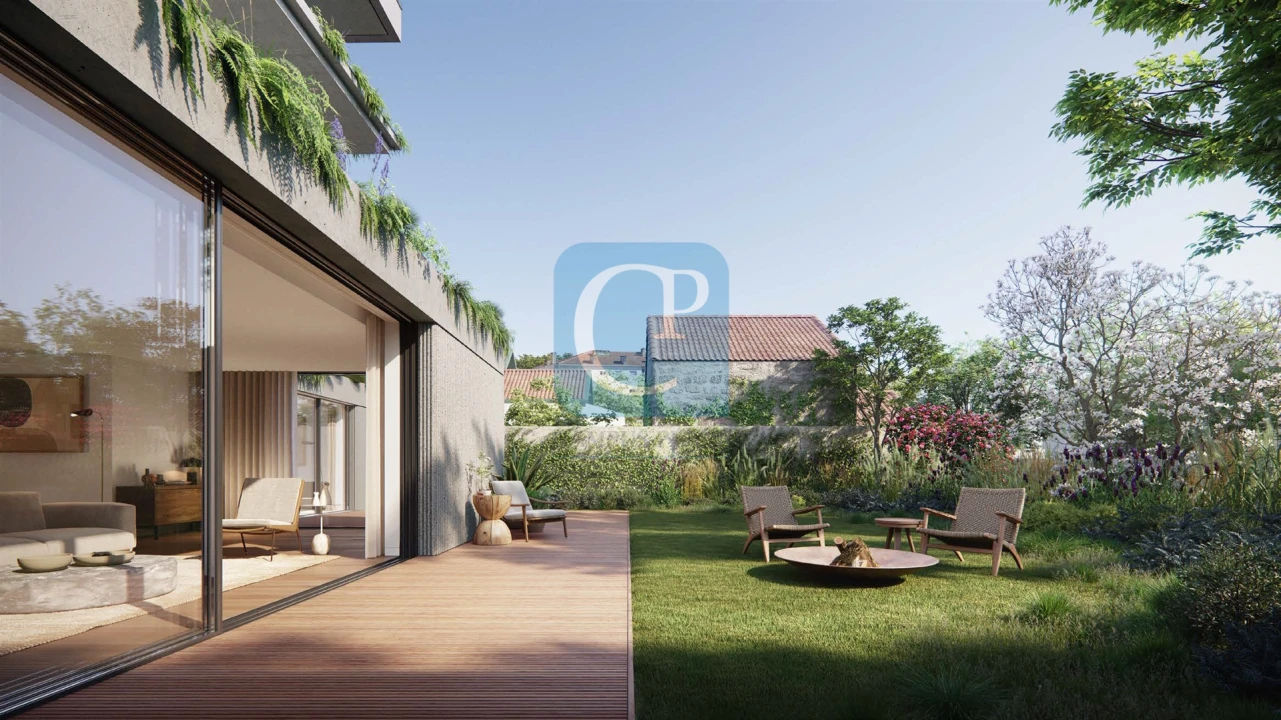 Apartamento T4 para Venda em Aldoar, Foz do Douro e Nevogilde Foto 1