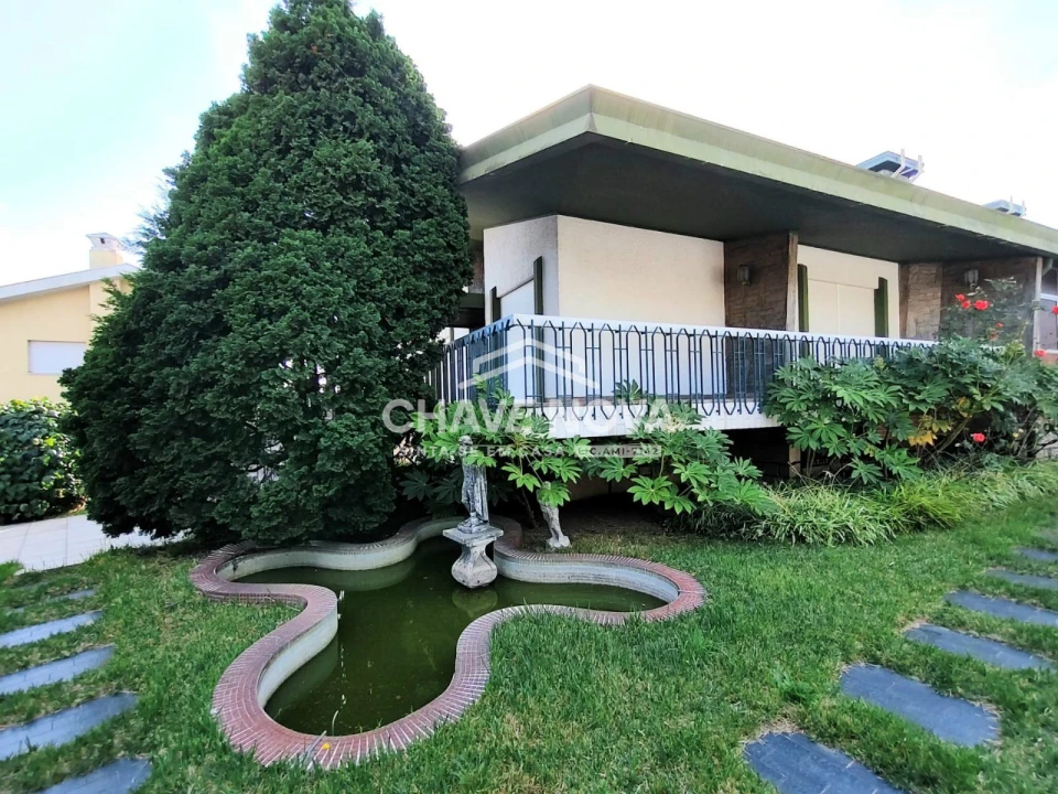 Moradia T3 para Venda em Lourosa Foto 1