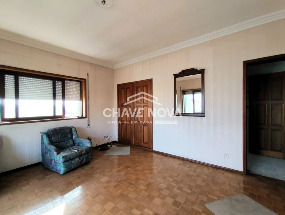 Moradia T3 para Venda em Lourosa Foto 17