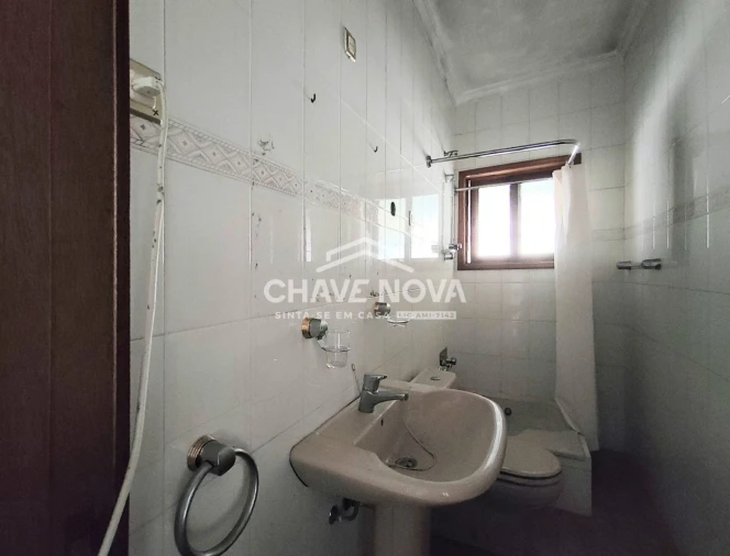 Moradia T3 para Venda em Lourosa Foto 13