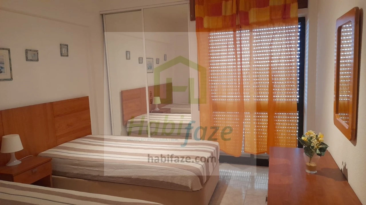 Apartamento T1 para Venda em Armação de Pera Foto 11